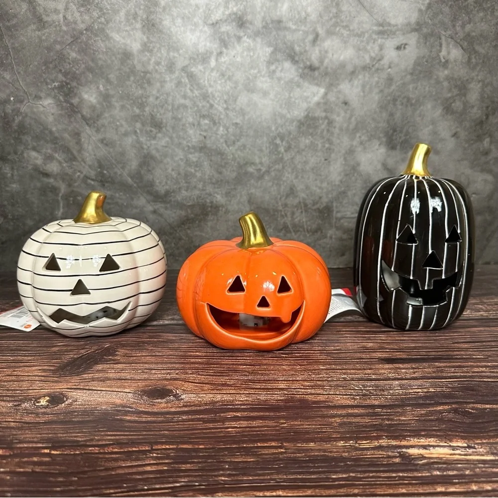 Set of 3 Target Bullseye Halloween 2022 Ceramic LED Light Up Pumpkins